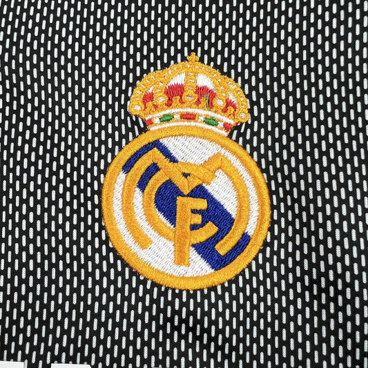 Real Madrid 2002/03 Goalkeeper Retro Jersey