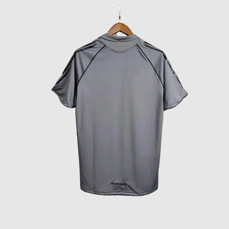 II 2005/06 Retro Away Shirt 9