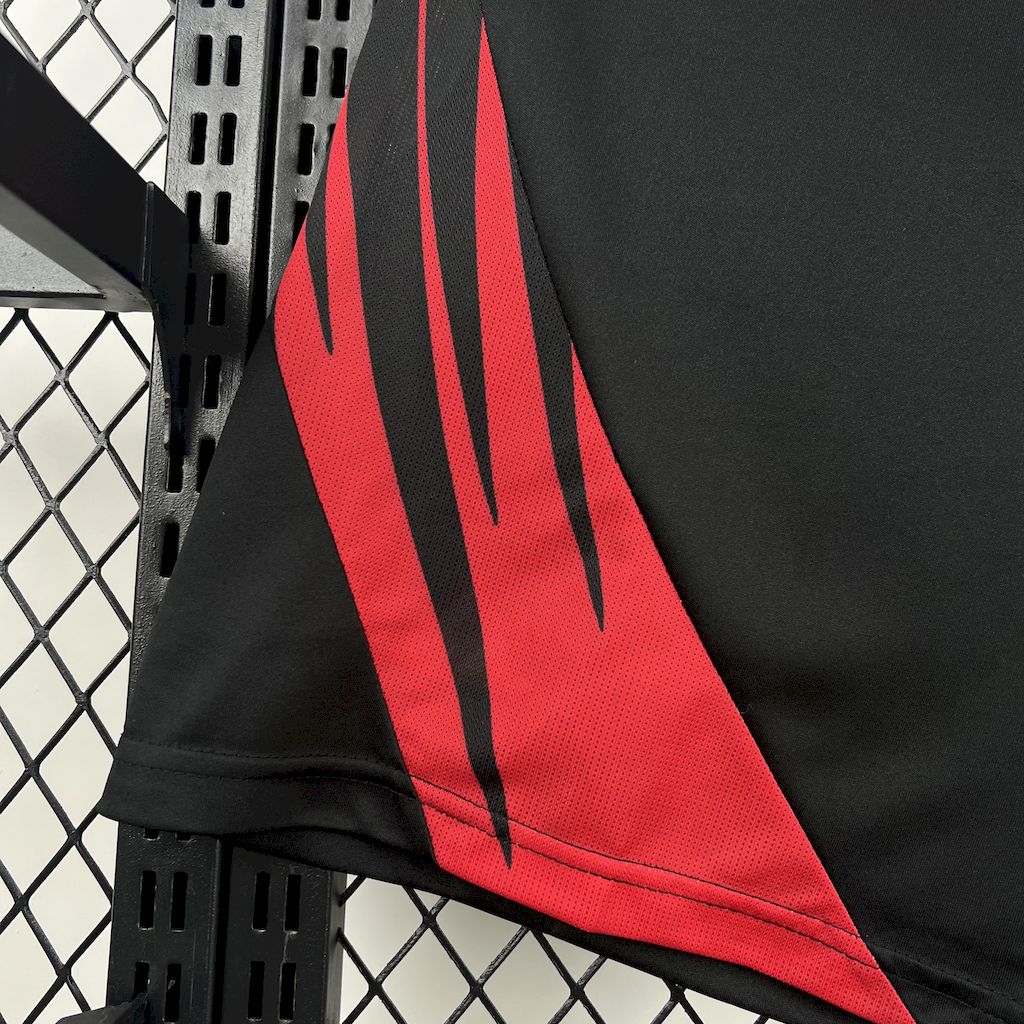 Flamengo 2025/26 Away Shorts