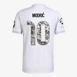 Real Madrid 25/26 I Home Special Edition Modric - Player Authentic Player [Slim Fit] Player [Slim Fit] Player [Slim Fit] Version - Slim Fit