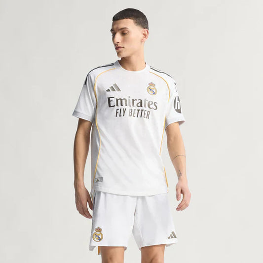 Real Madrid 25/26 I Home Special Edition Modric - Player Authentic Player [Slim Fit] Player [Slim Fit] Player [Slim Fit] Version - Slim Fit