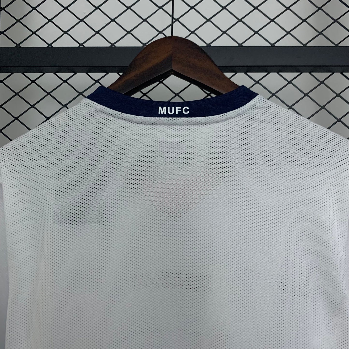 Retro Manchester United 08/09 Champions League Away Edition