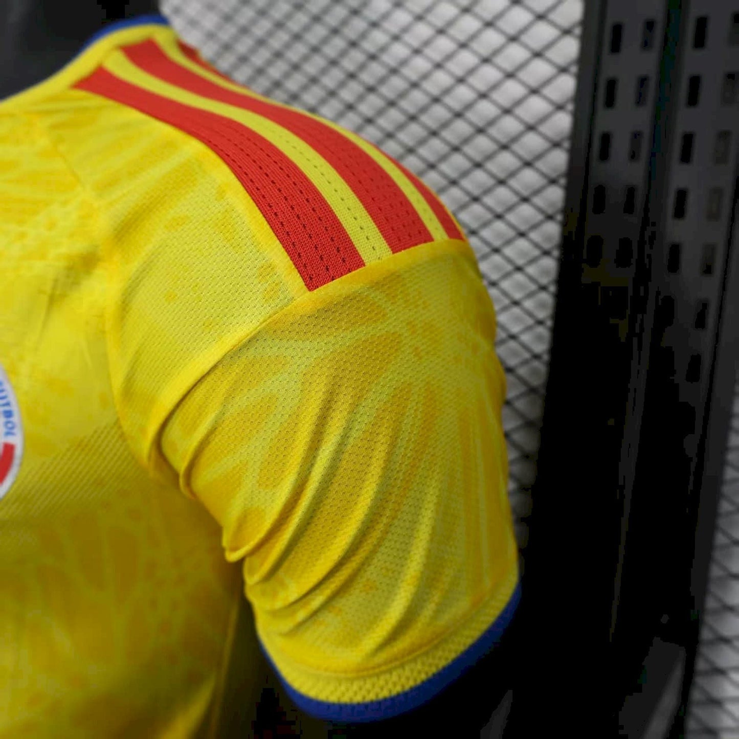 Colombia 2026 Authentic Player [Slim Fit] Player [Slim Fit] Player [Slim Fit] Home Jersey - Player Slim Fit