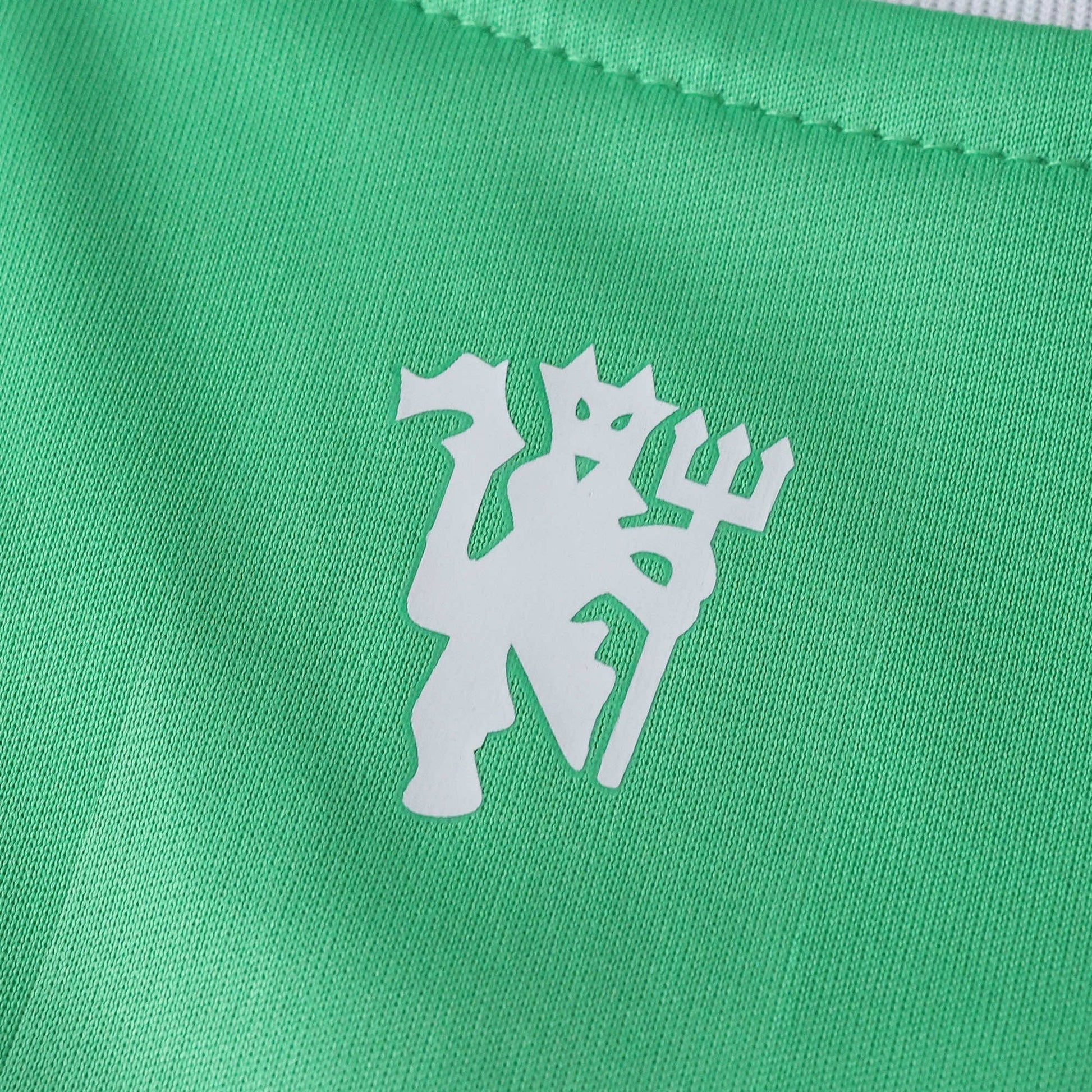 3 25/26 Goalkeeper Shirt 8