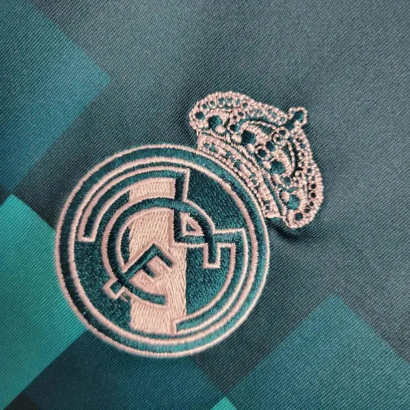 Retro 2017/18 Long Sleeve Shirt 3