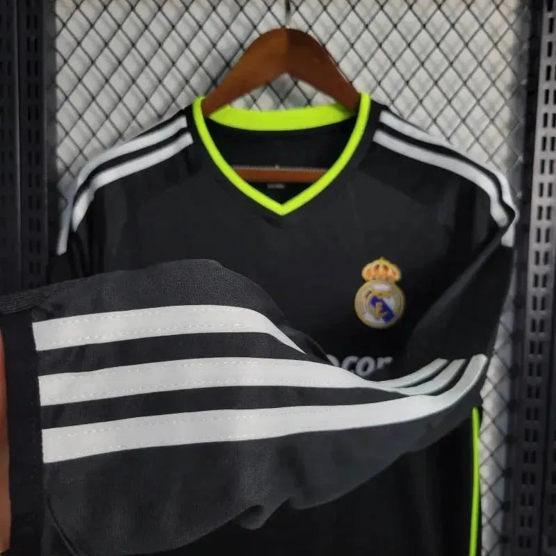 Retro Away 2010/11 Long Sleeve Shirt 8