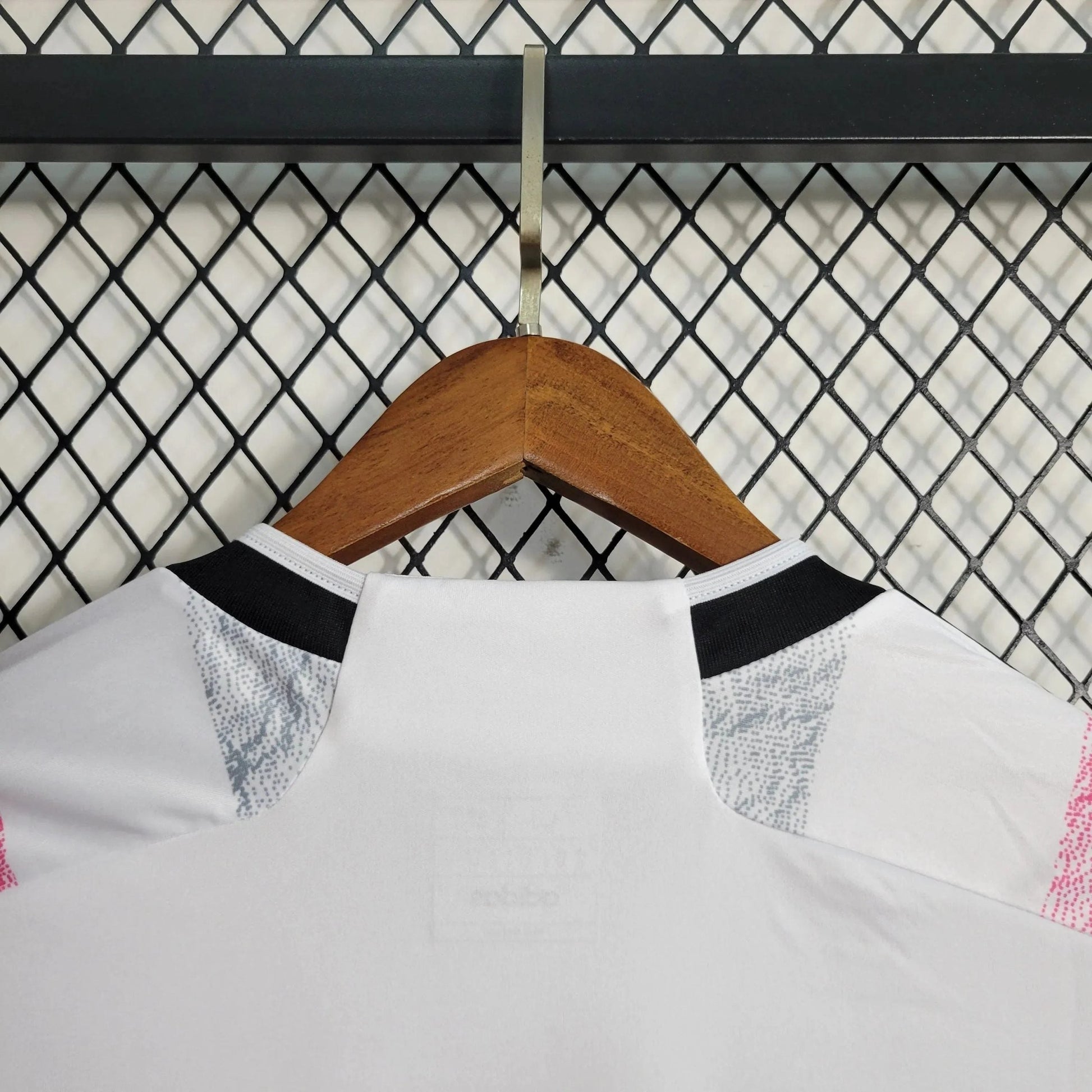 Away 23/24 Men’s Shirt 6