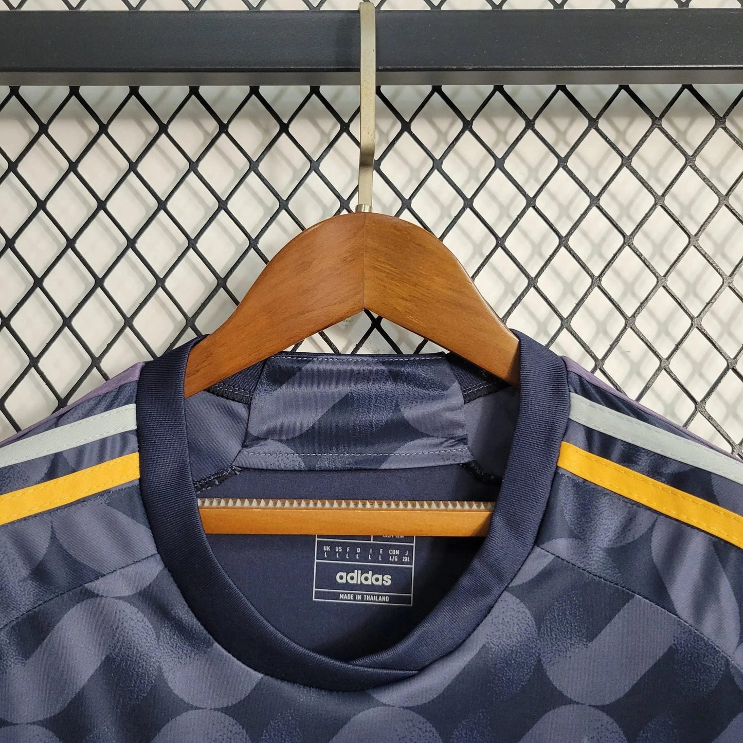 Away 23/24 Women’s Shirt 9
