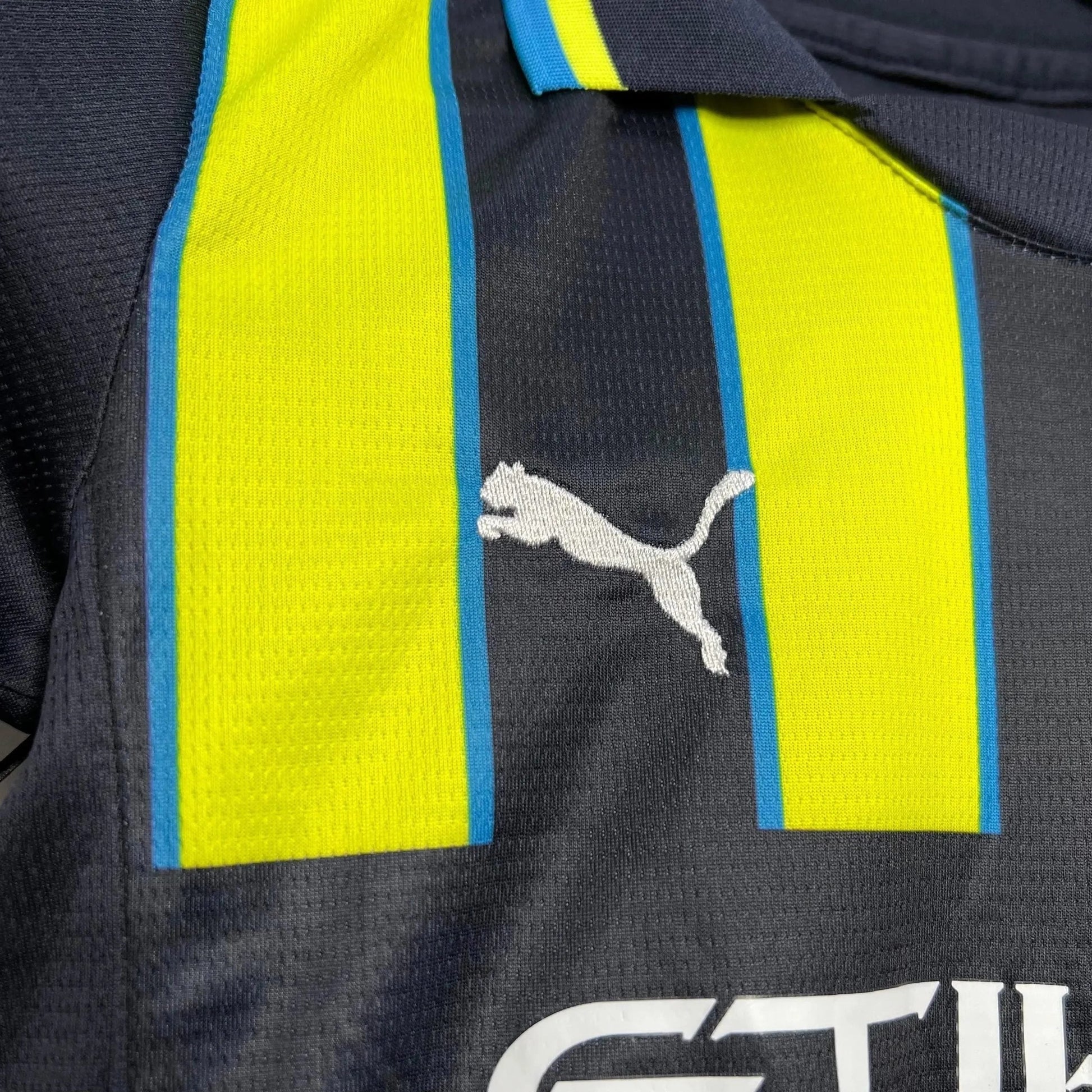 Away 24/25 Kids Shirt Kit 6