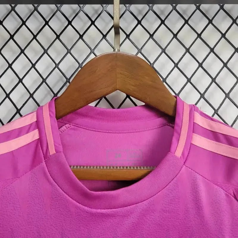 Away 24/25 Kids Shirt Kit 8