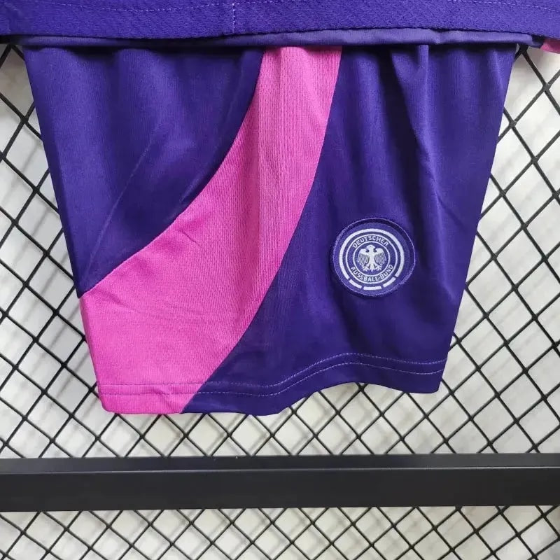 Away 24/25 Kids Shirt Kit 9