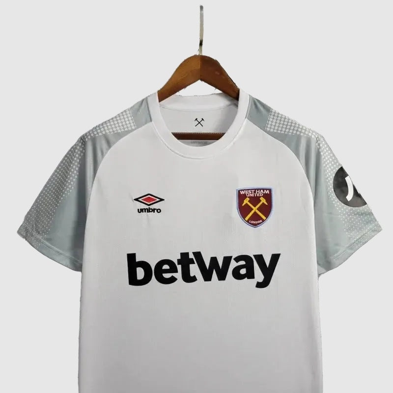 Away 24/25 Men’s Shirt 10