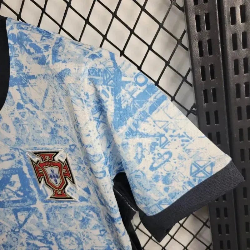 Away 24/25 Women’s Shirt 8