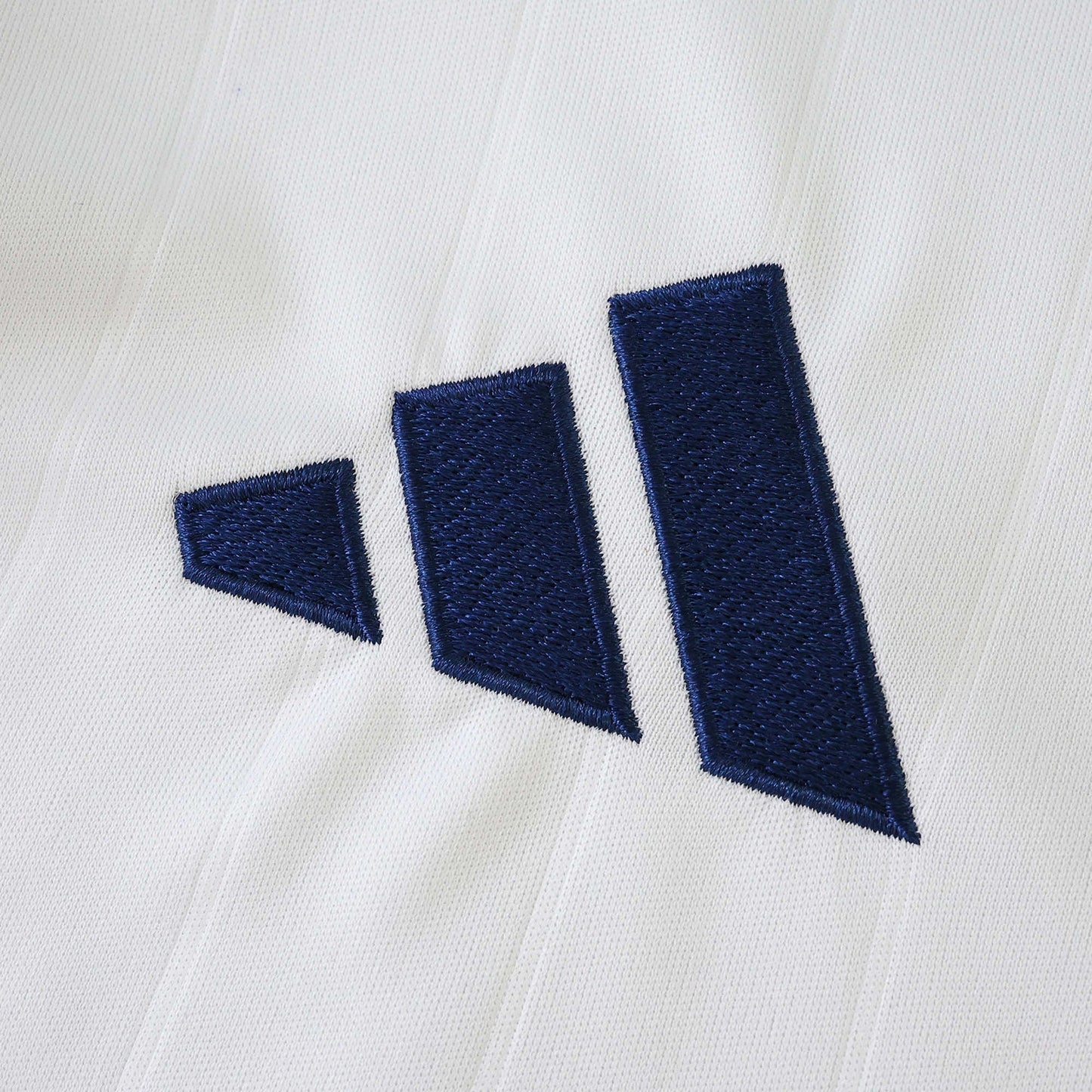 Away 25/26 Kids Shirt Kit 4