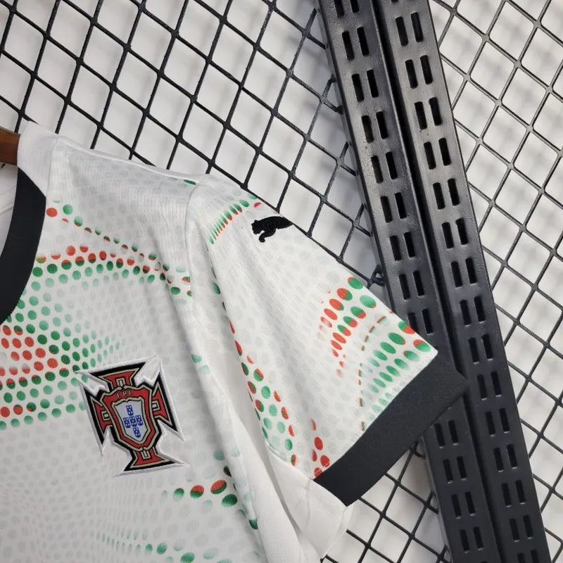 Away 25/26 Women’s Shirt 8