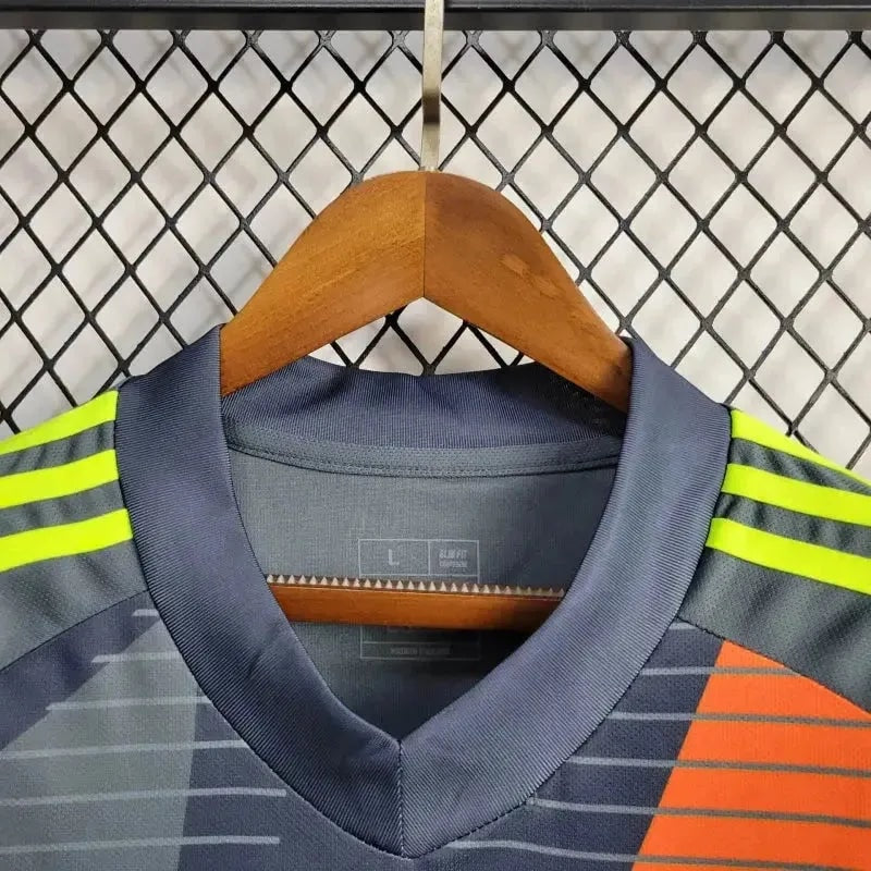 Goalkeeper 24/25 Shirt 8