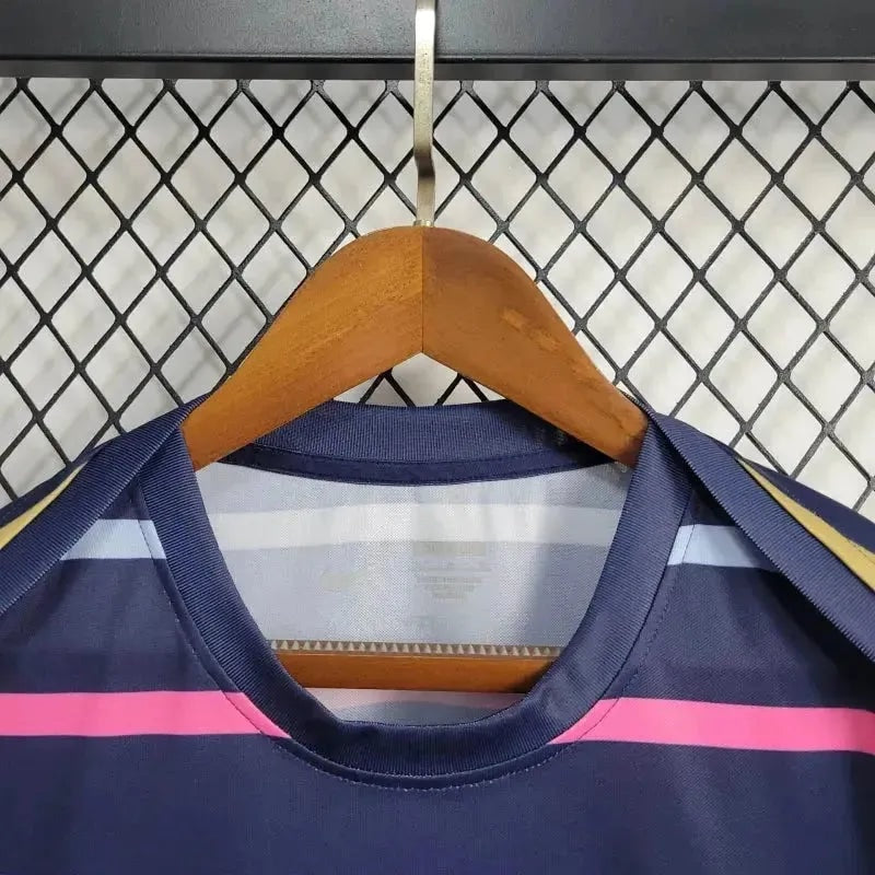 Training Top 24/25 7