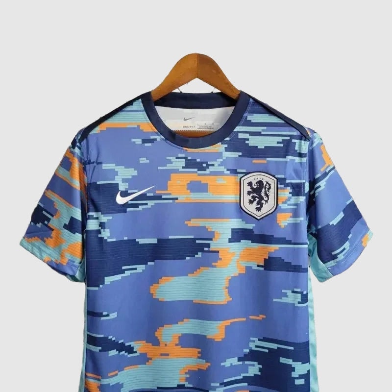 Training Top 24/25 11